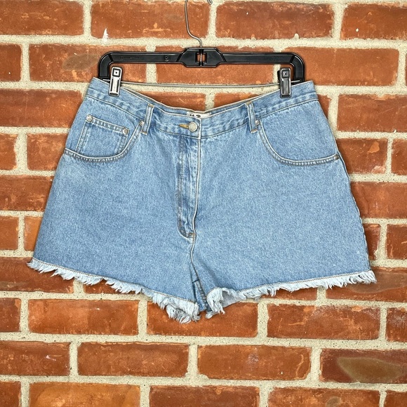Vintage frayed edge denim shorts - Picture 1 of 6
